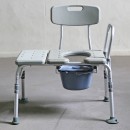 FT7302 Bench Commode