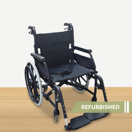 Bobby Astro 20 Detachable Lightweight Wheelchair // Refurbished