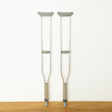 FT1000 Crutches