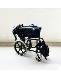 RC-16 Lightweight Wheelchair // Refurbished 