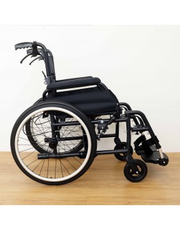 Bobby Astro 20 Lightweight Wheelchair	
