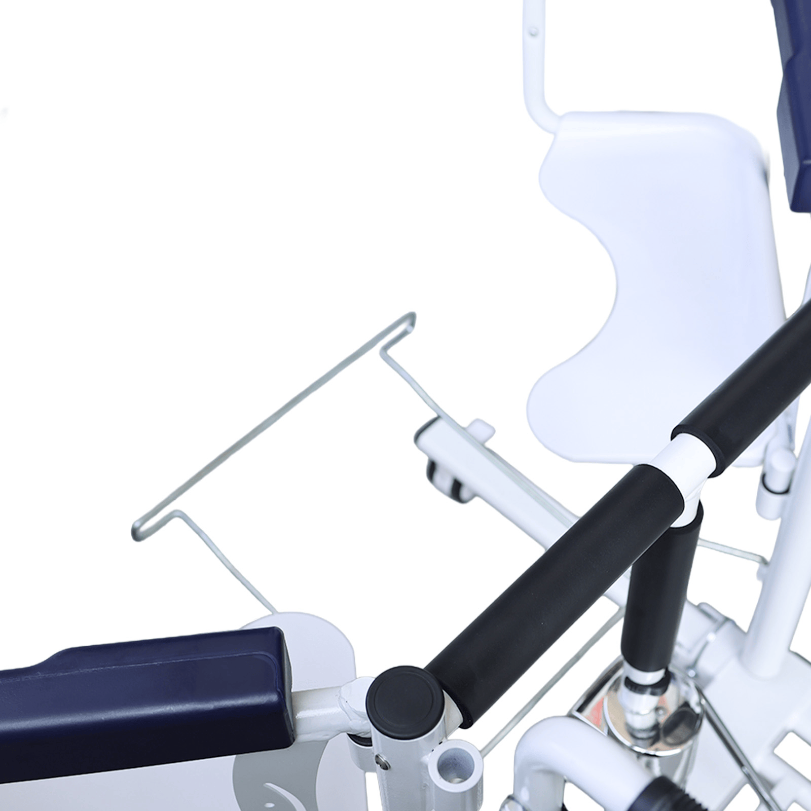 LW06204C removable commode bucket